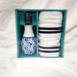 NEW 3 Piece Soap and Towel Set